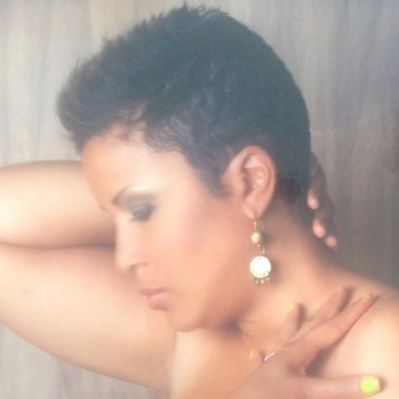 Meet your Posher, Ingrid - Picture 1 of 1